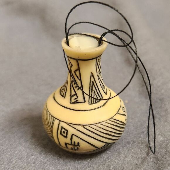 Robert Shields Miniature Vase Ornament 1-1/2"H, Cream with black carved lines - Picture 1 of 6
